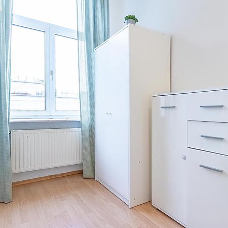 וינה Spacious Shared Apartment Schoenbrunn מראה חיצוני תמונה