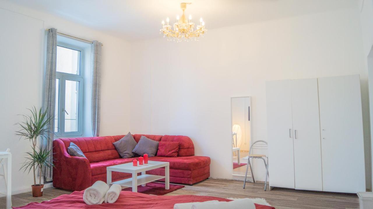 וינה Spacious Shared Apartment Schoenbrunn מראה חיצוני תמונה