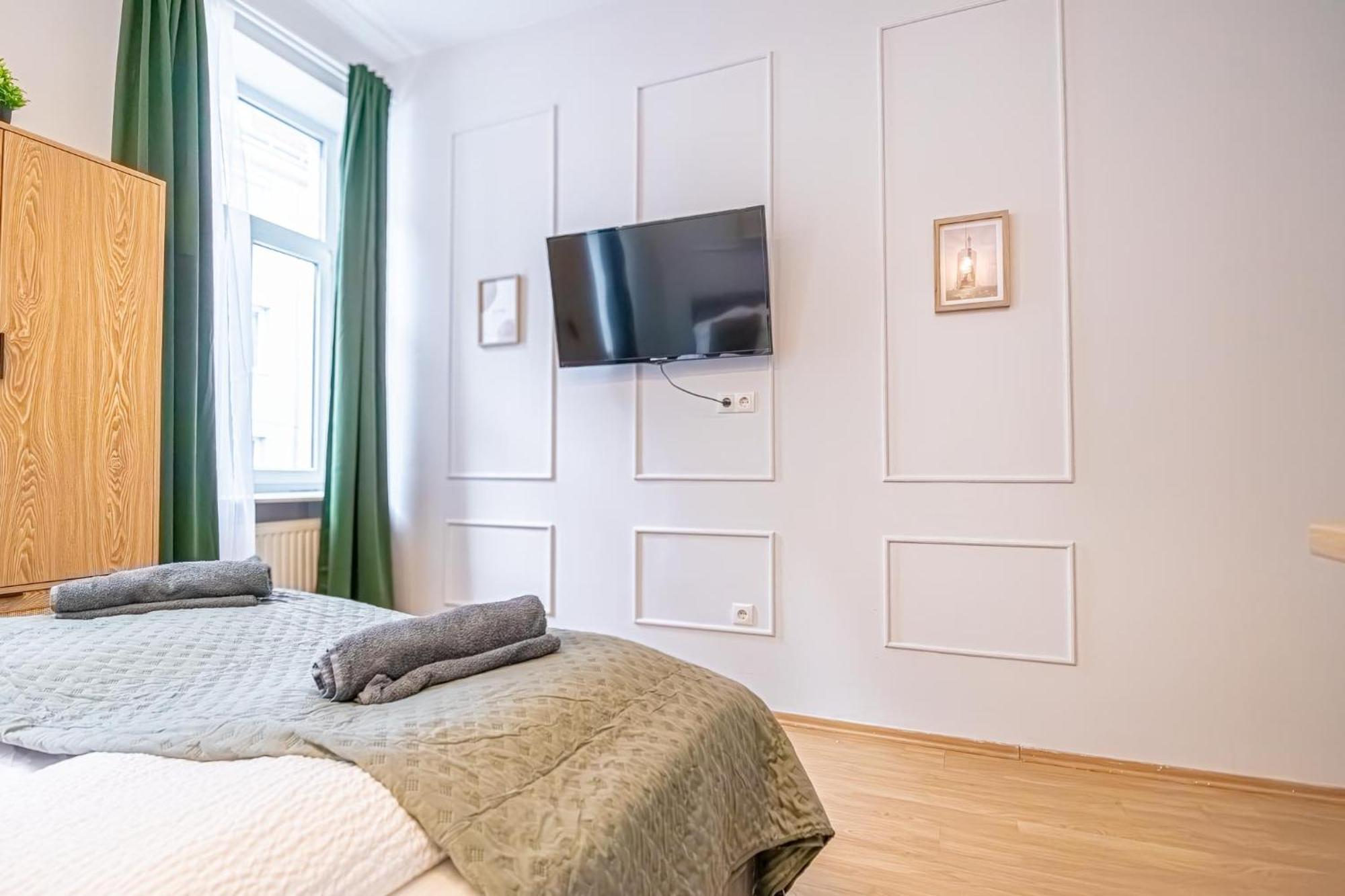 וינה Spacious Shared Apartment Schoenbrunn מראה חיצוני תמונה