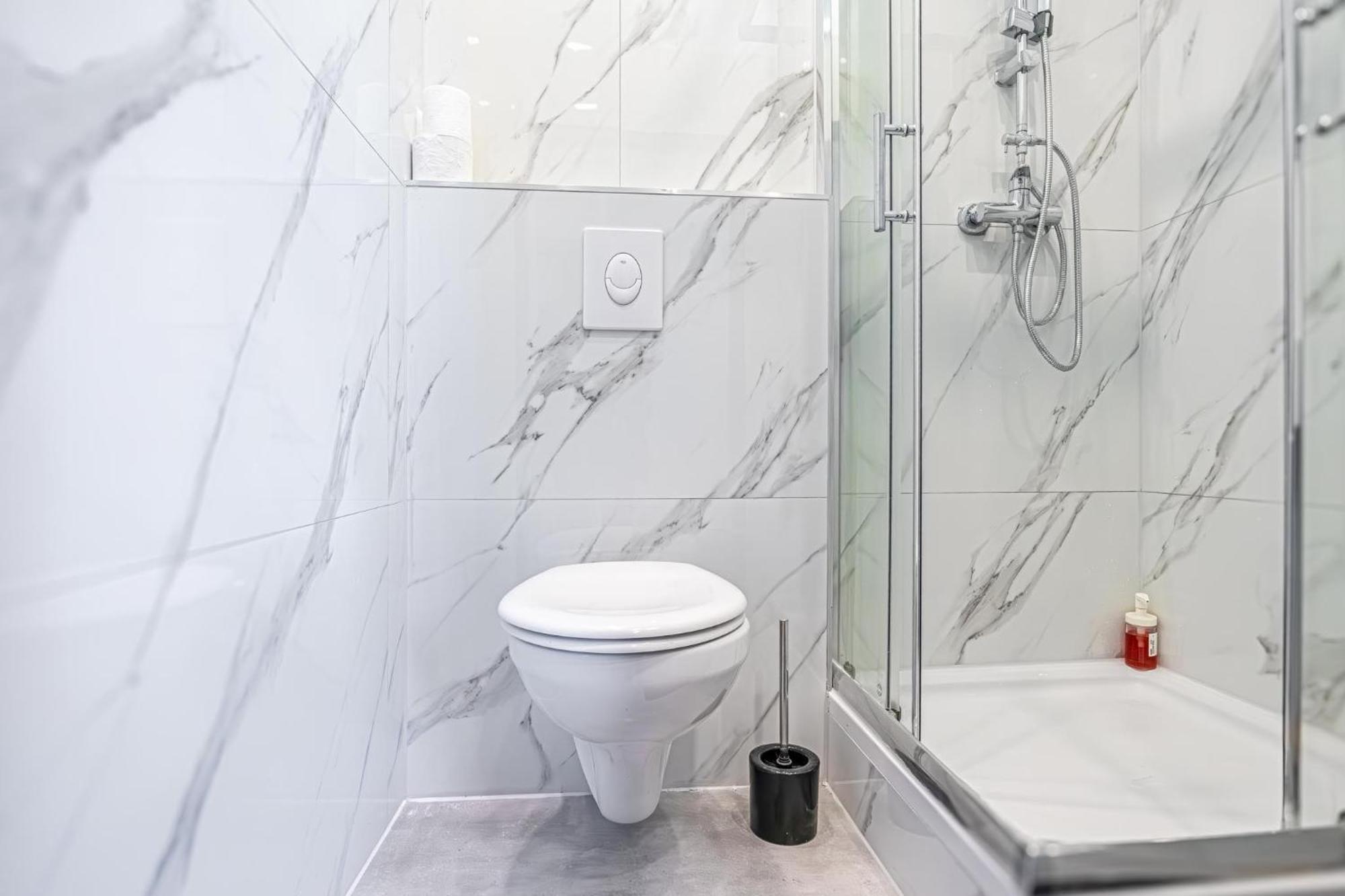 וינה Spacious Shared Apartment Schoenbrunn מראה חיצוני תמונה