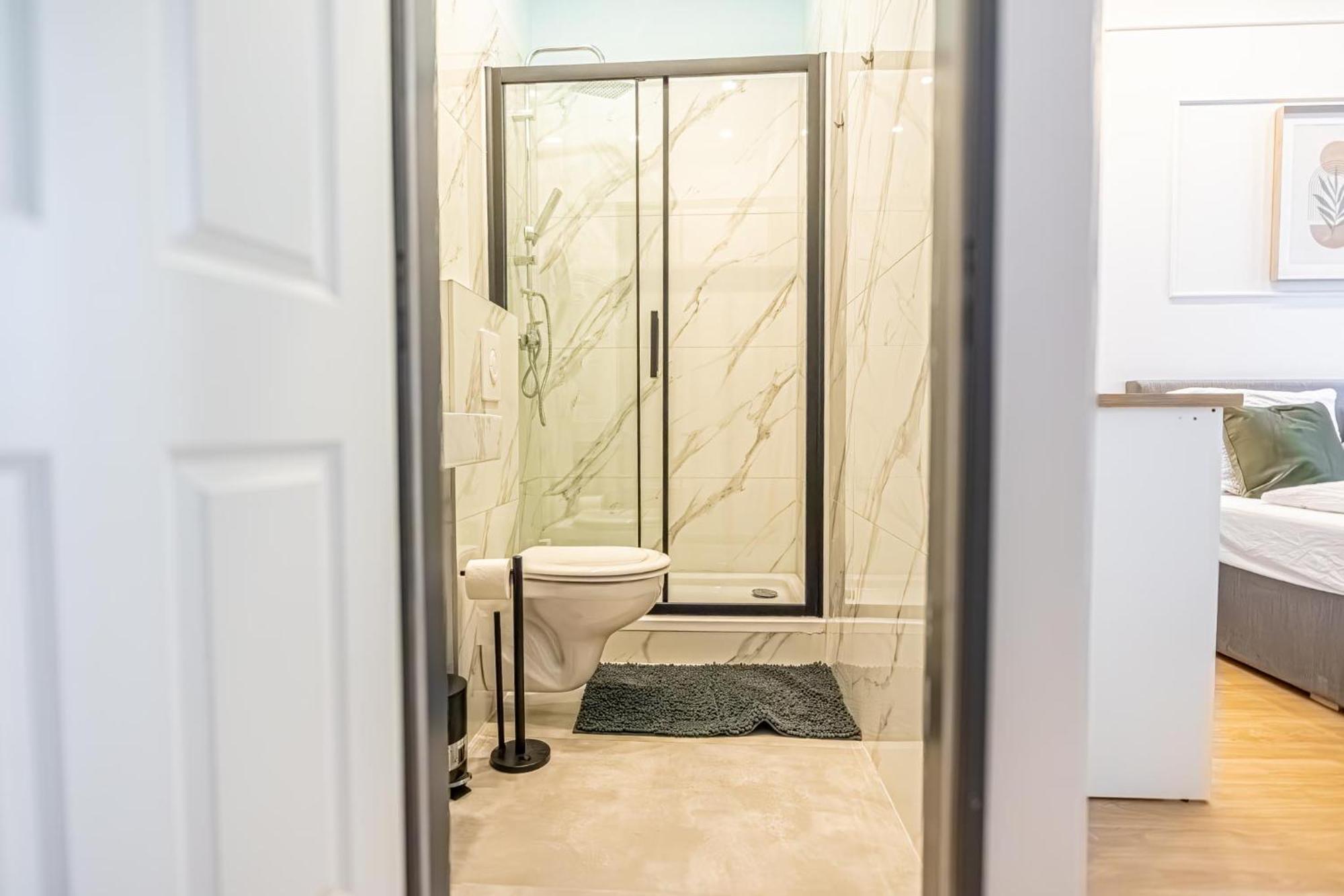 וינה Spacious Shared Apartment Schoenbrunn מראה חיצוני תמונה