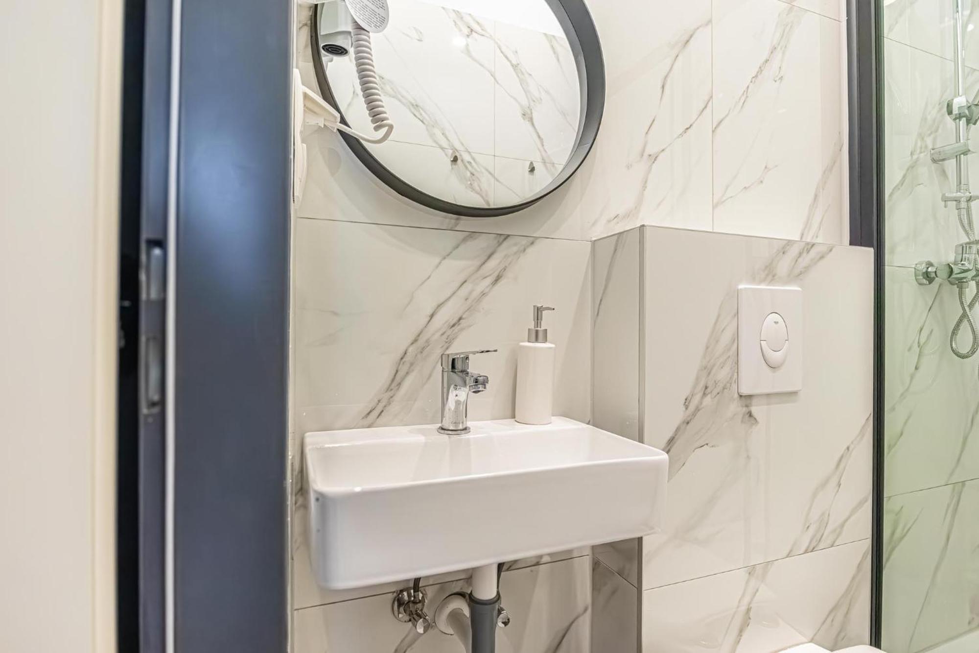 וינה Spacious Shared Apartment Schoenbrunn מראה חיצוני תמונה